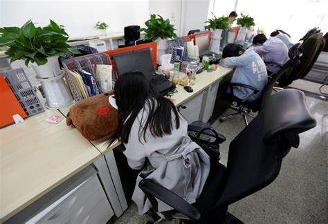 chloe china office